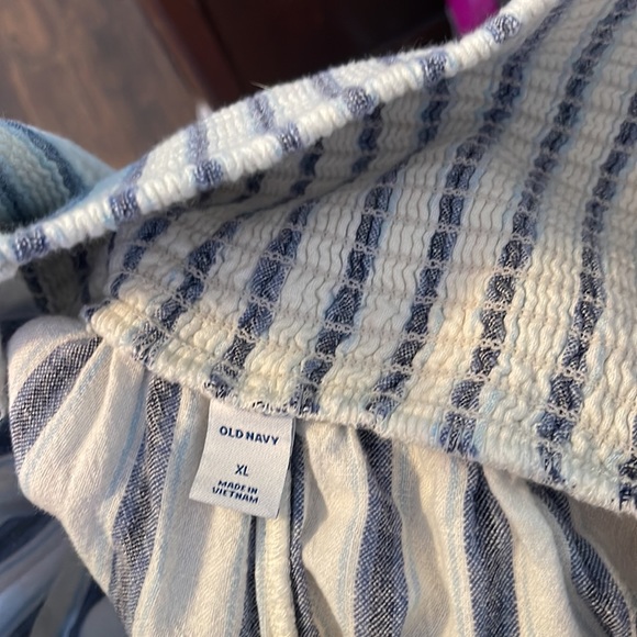 Woman’s Romper - Picture 3 of 3